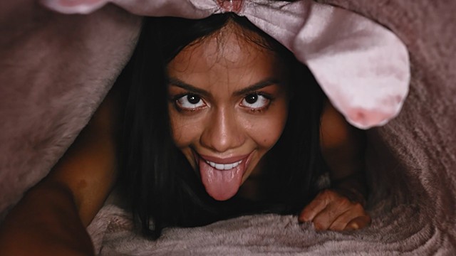 A Pretty Black Girl Gets Trappet At Magic Carpet - Canla Skin Hentai Anime Girl Girl Creampie Ahega